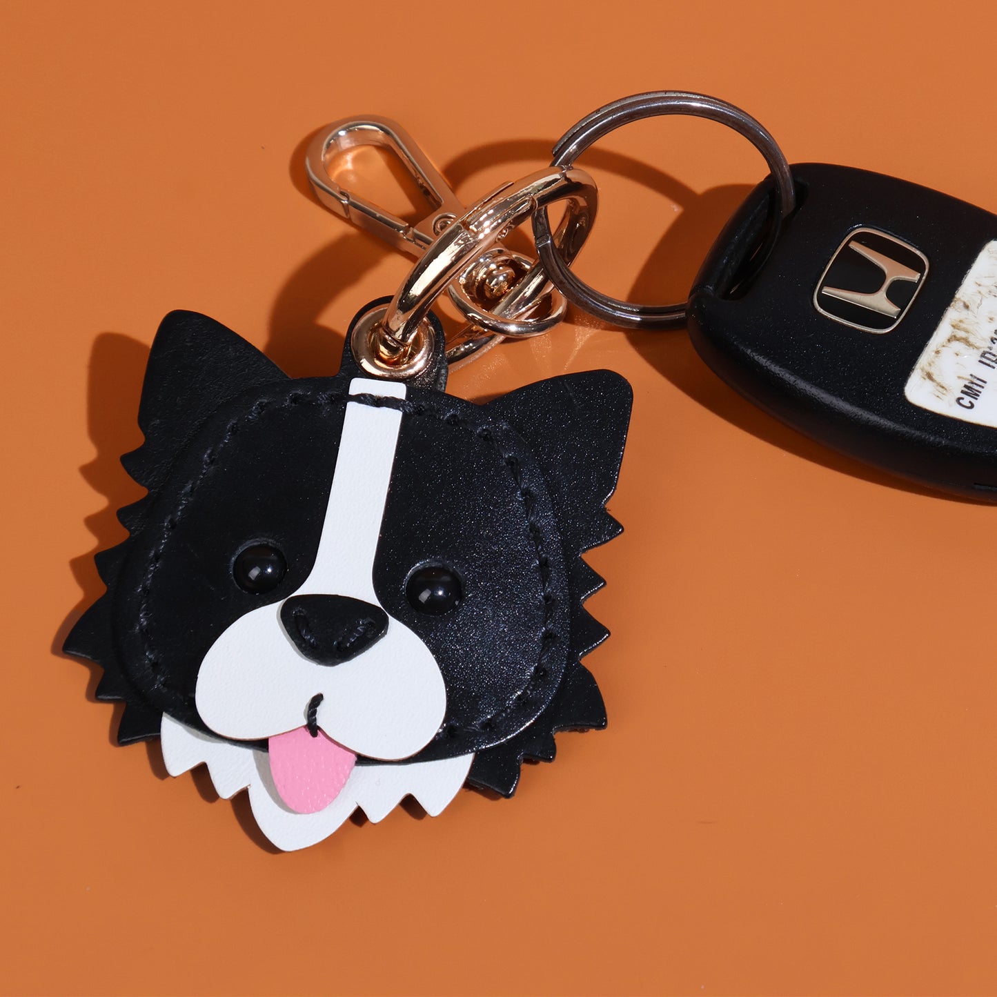 airtag holder handmade leather border-collie with carkey