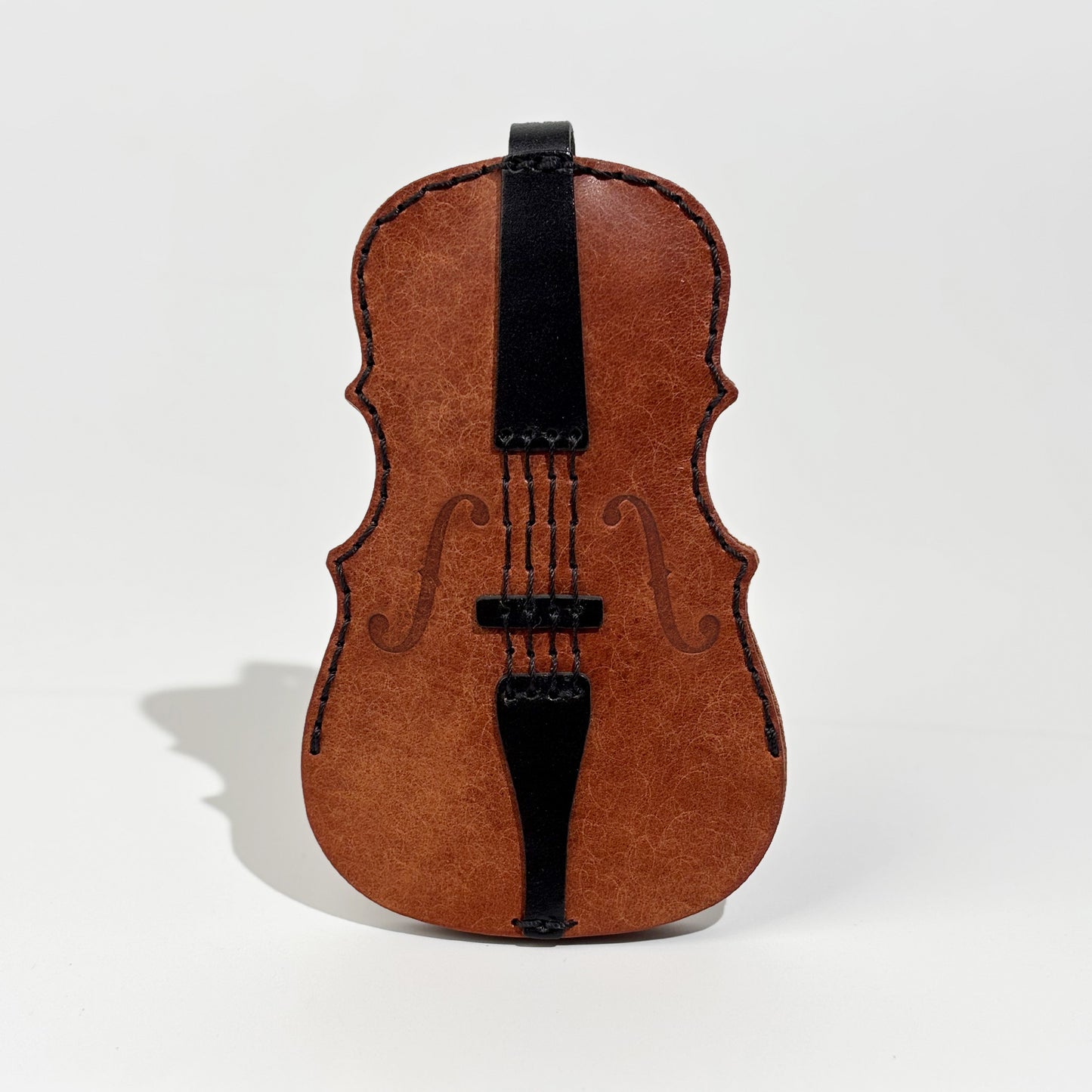 Unique gift for violinists – artisan leather key pouch with vintage violin shape