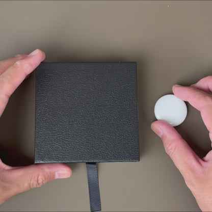 airtag holder handmade leather Keychain Beagle unboxing video